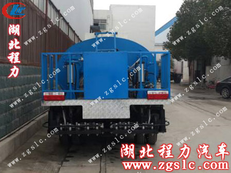 東風(fēng)小霸王瀝青灑布車 東風(fēng)小霸王瀝青灑布車