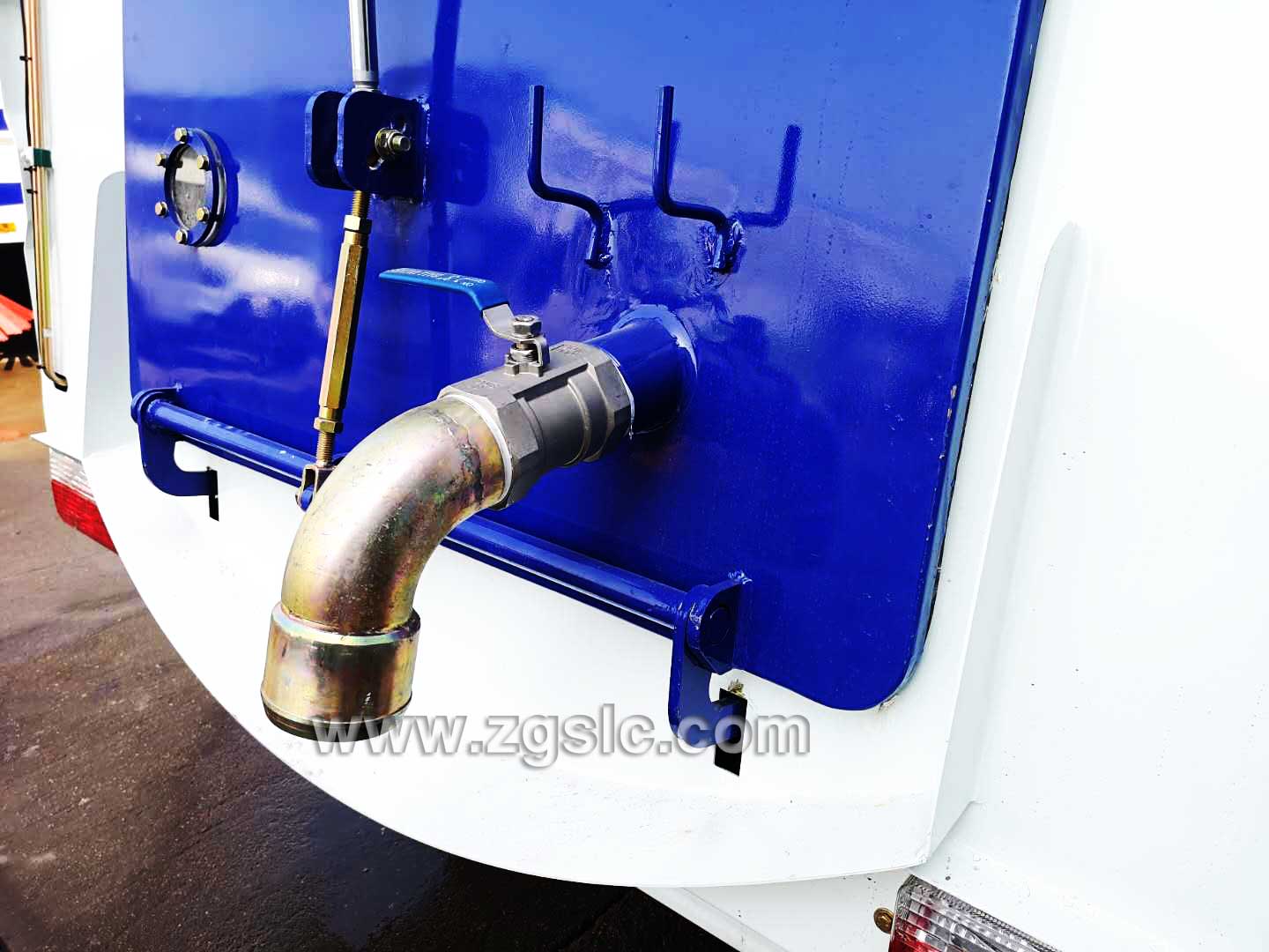 湖北程力東風(fēng)大多利卡洗掃車(國五)