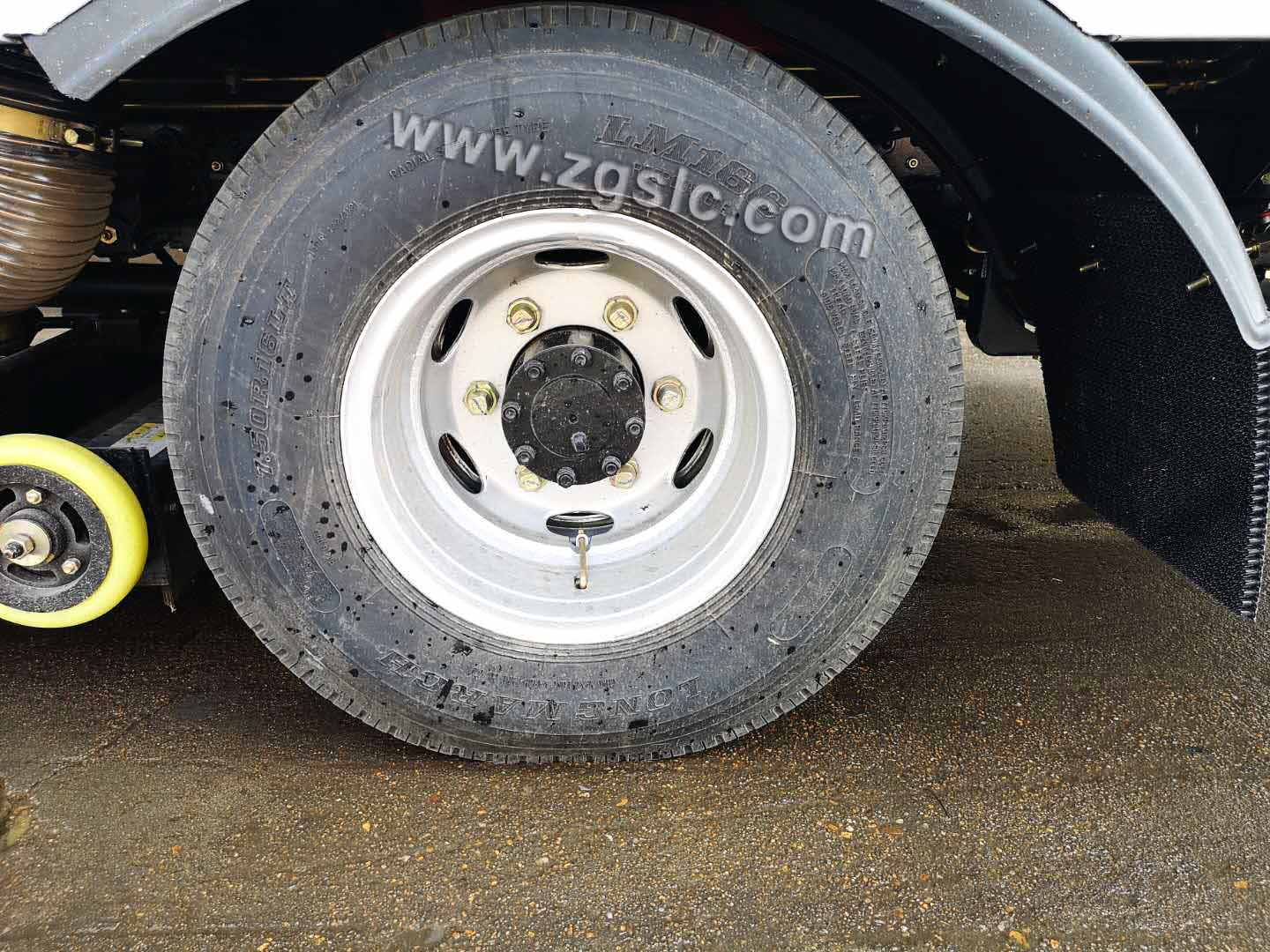 湖北程力東風(fēng)大多利卡洗掃車(國五)
