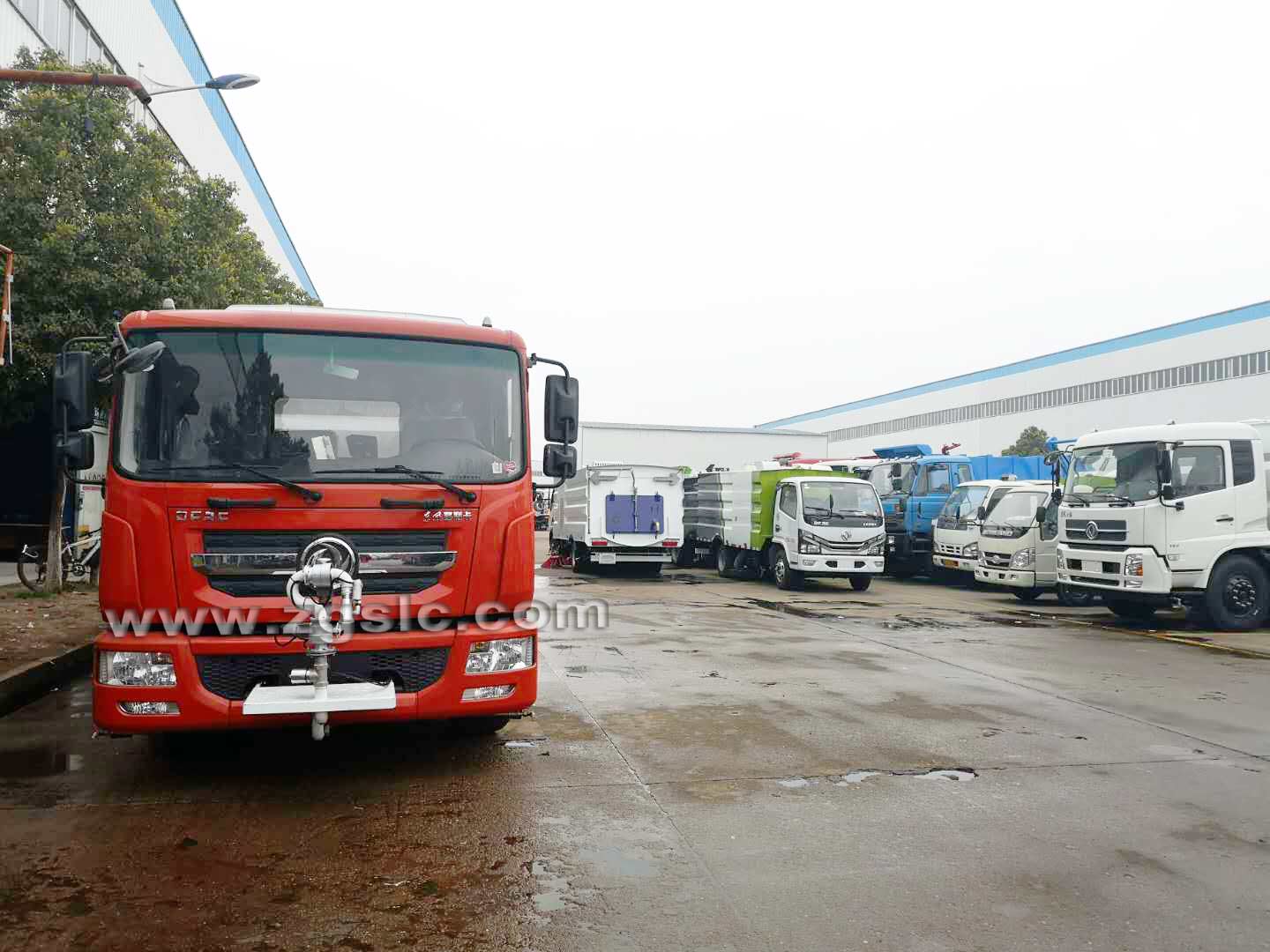 黃牌東風(fēng)D9洗掃車帶電動(dòng)高炮(國(guó)五)