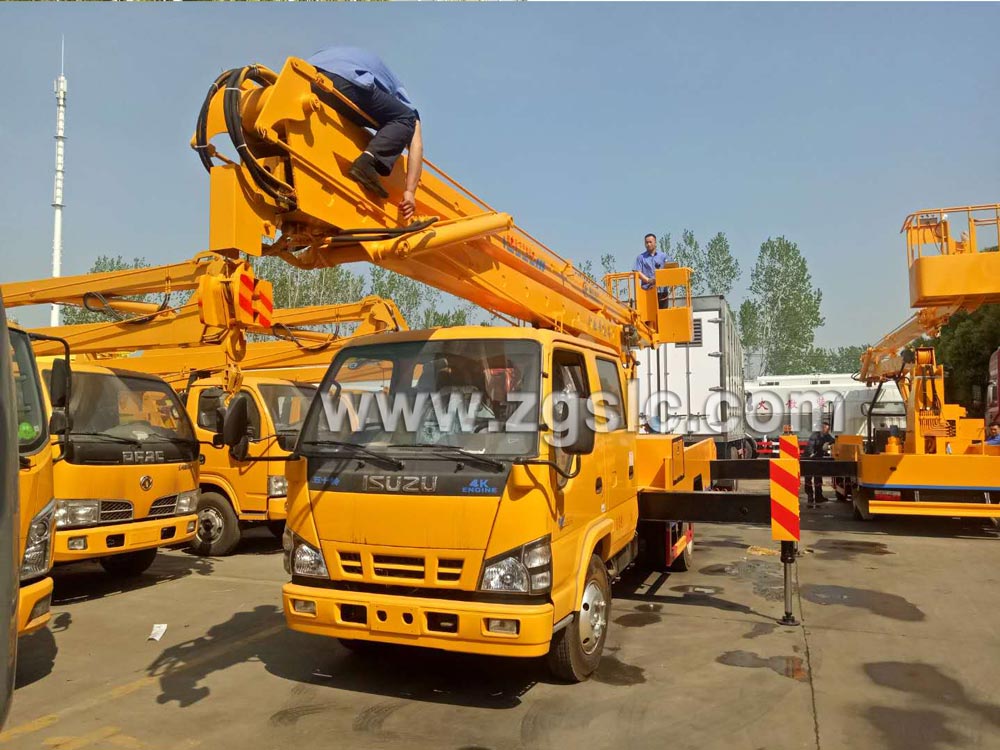 五十鈴雙排高空作業(yè)車(國五)