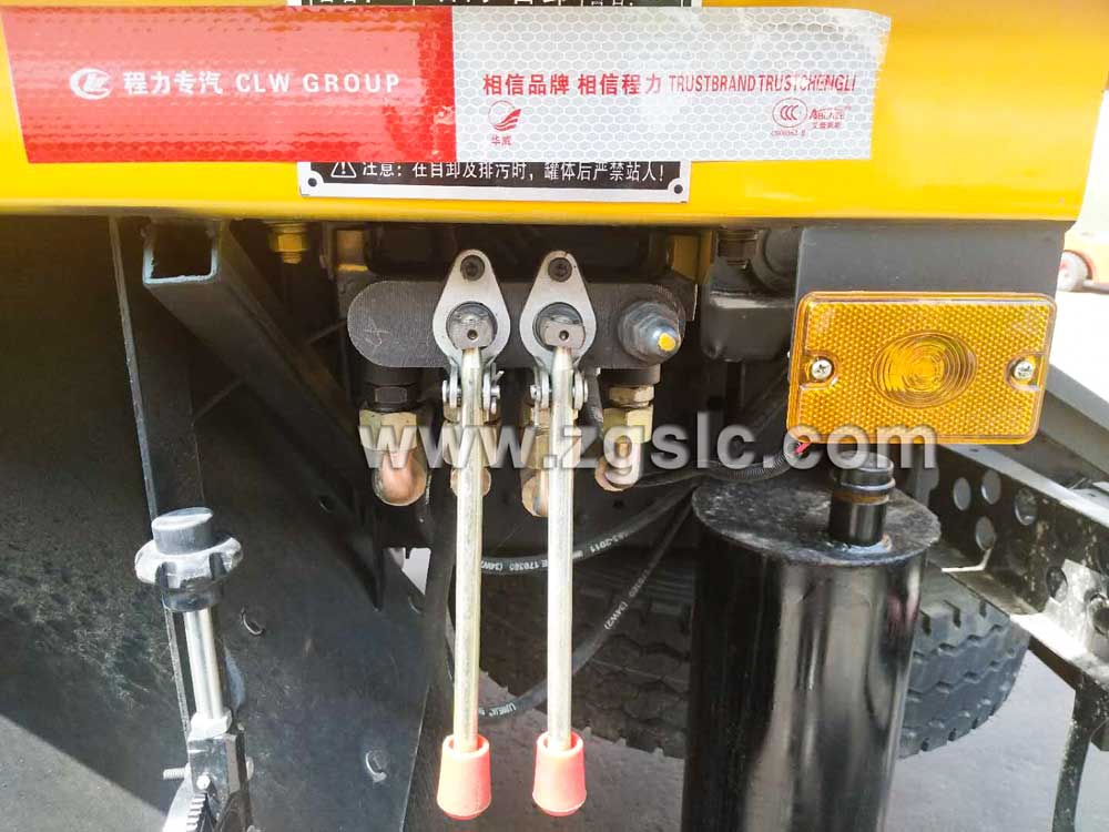 湖北程力東風(fēng)天龍吸污車(國五)