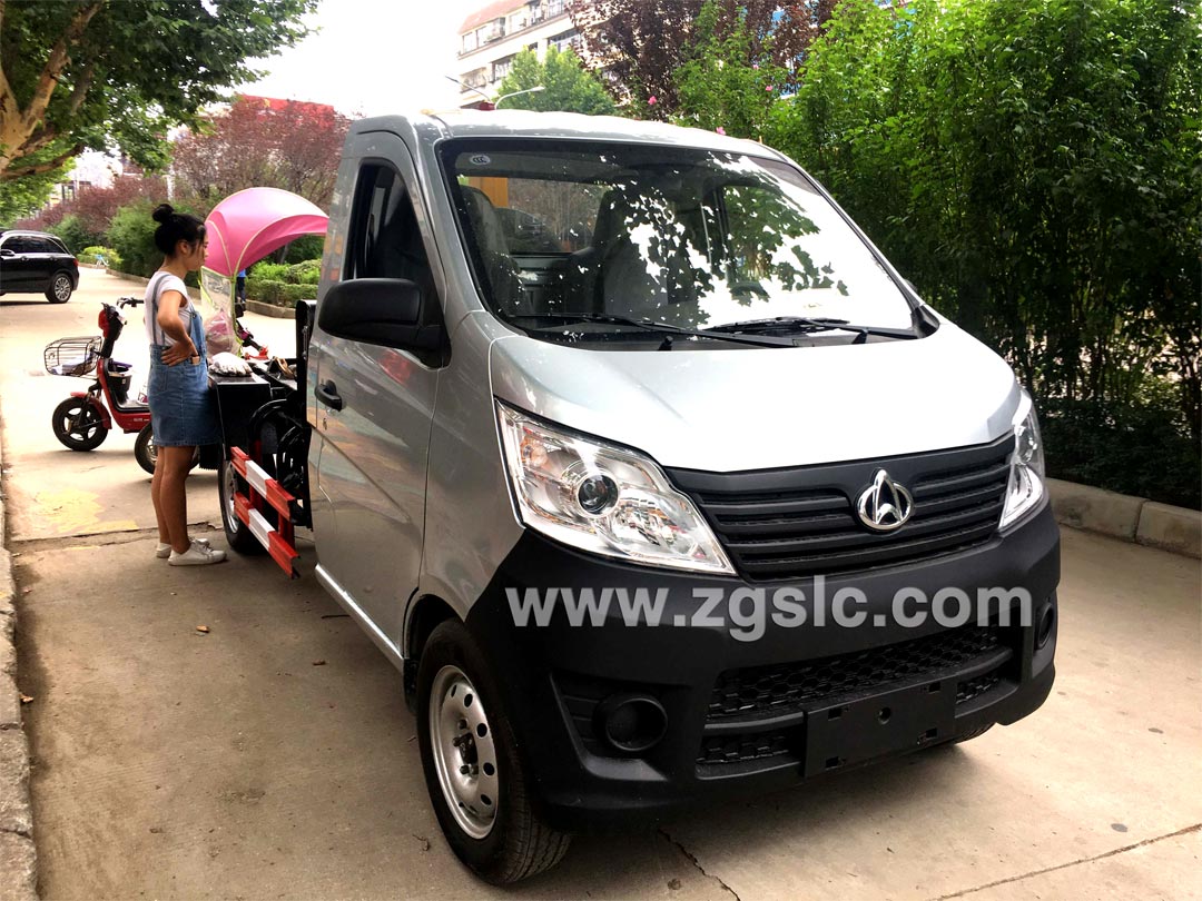 湖北程力長安3方勾臂垃圾車_3方勾臂垃圾車多少錢一輛？
