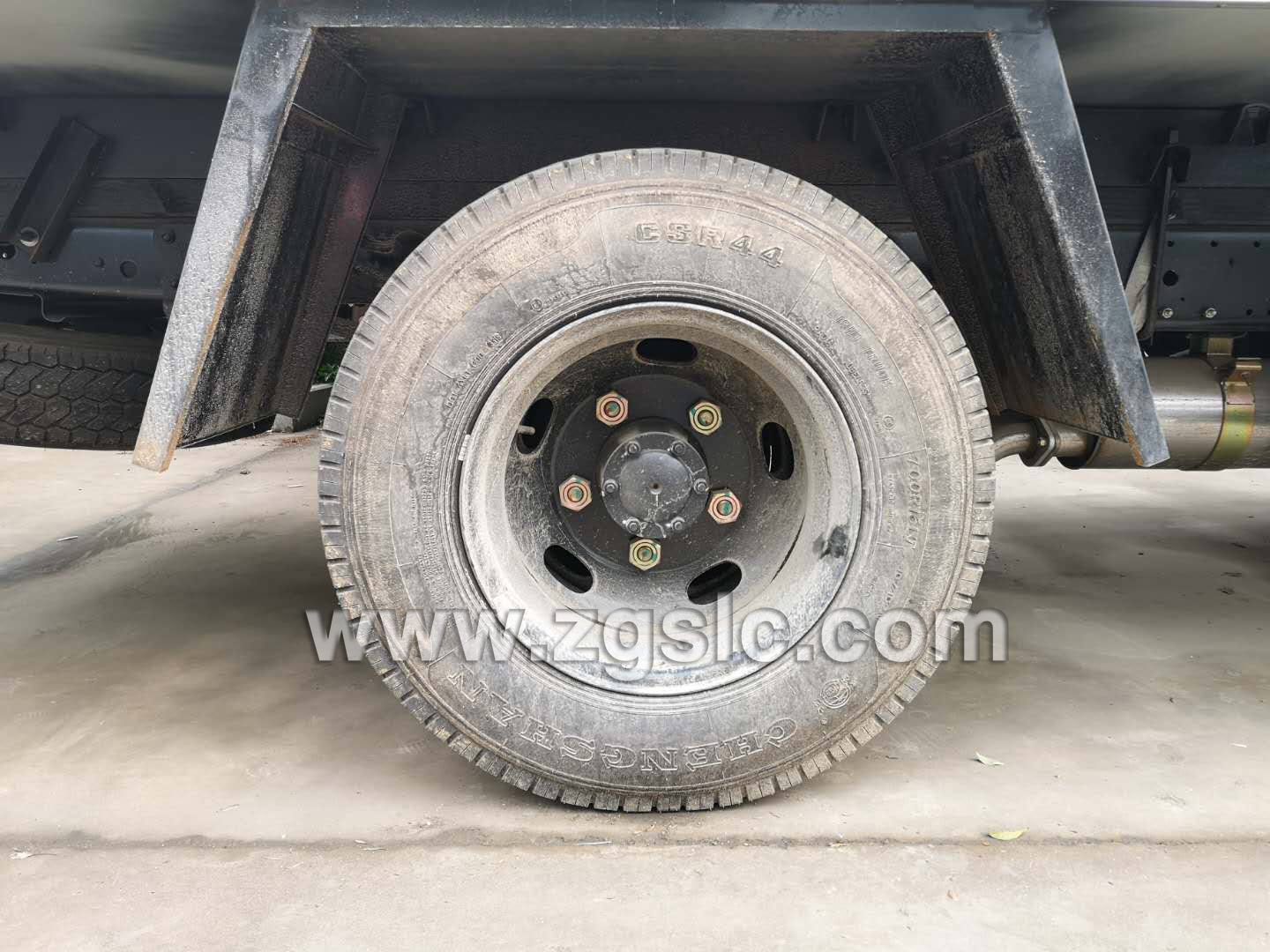 江鈴順達(dá)氣體運(yùn)輸車(國五)