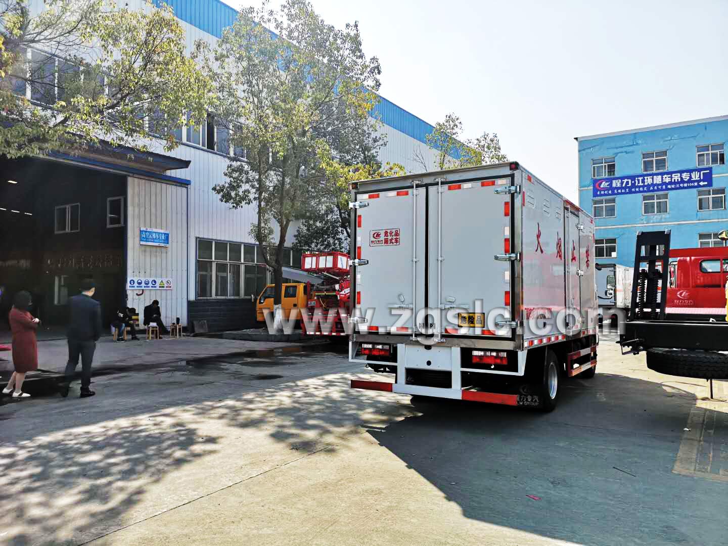 東風(fēng)小多利卡爆破器材運(yùn)輸車(國五)