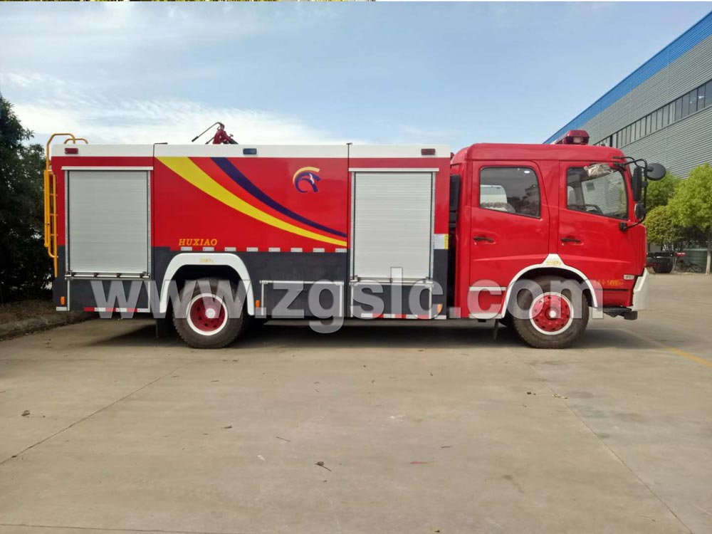 東風(fēng)天錦雙排水罐消防車(國五)