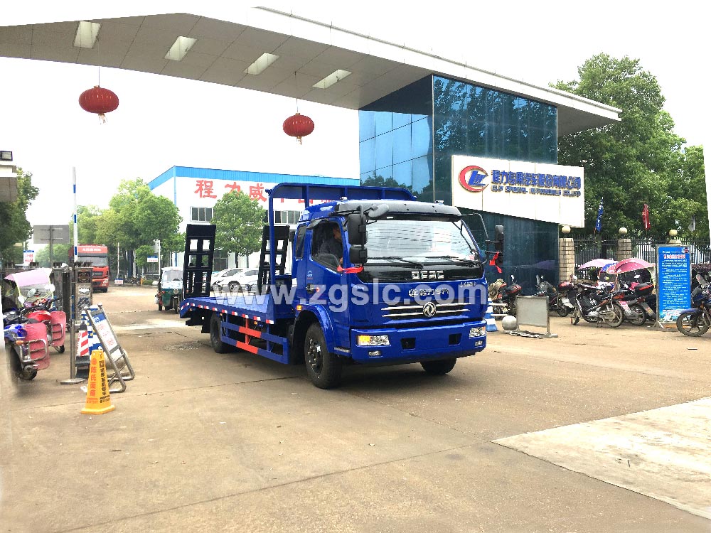 程力東風(fēng)多利卡黃牌挖機平板運輸車(國五)