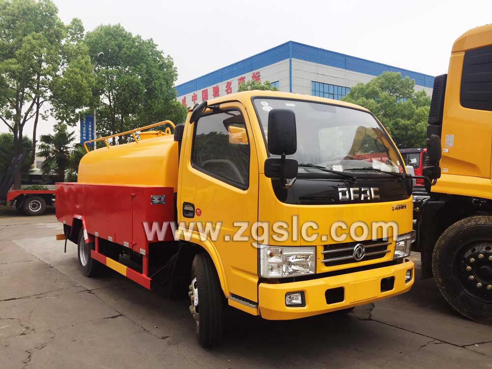 湖北程力東風(fēng)小多利卡高壓清洗車(chē)(國(guó)五)