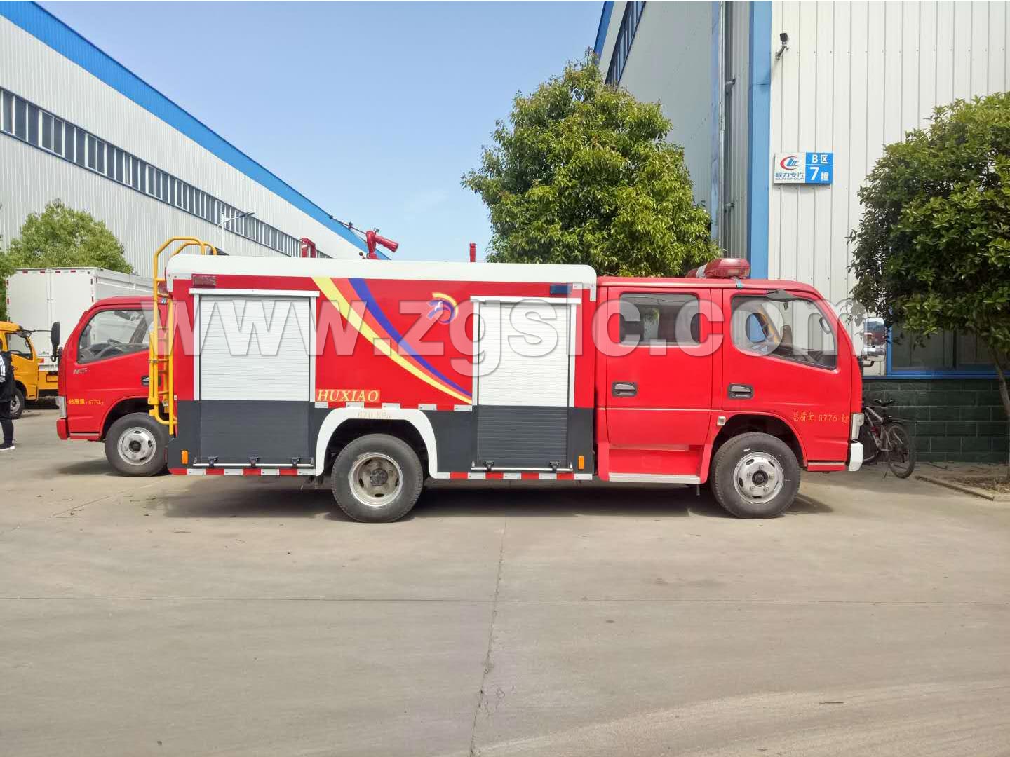 東風(fēng)凱普特雙排水罐消防車 (國(guó)五)