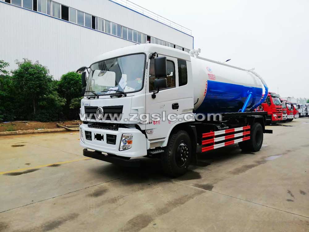 湖北程力東風(fēng)專底吸污車(國五)