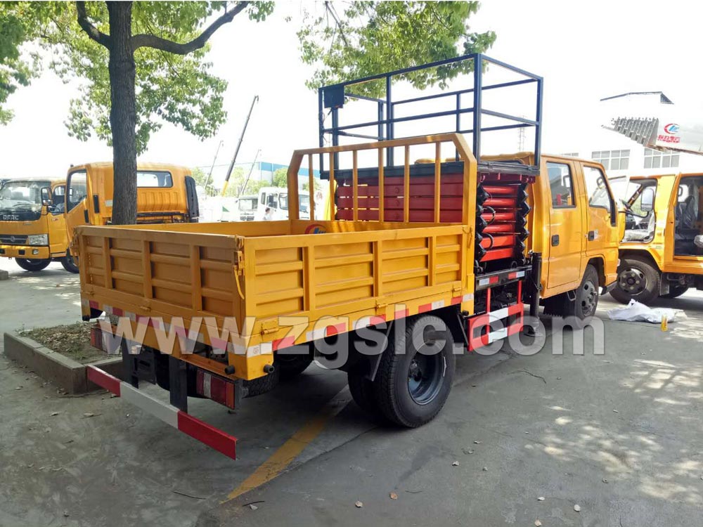 江鈴10米高空作業(yè)升降平臺(tái)車(國(guó)五)性價(jià)比