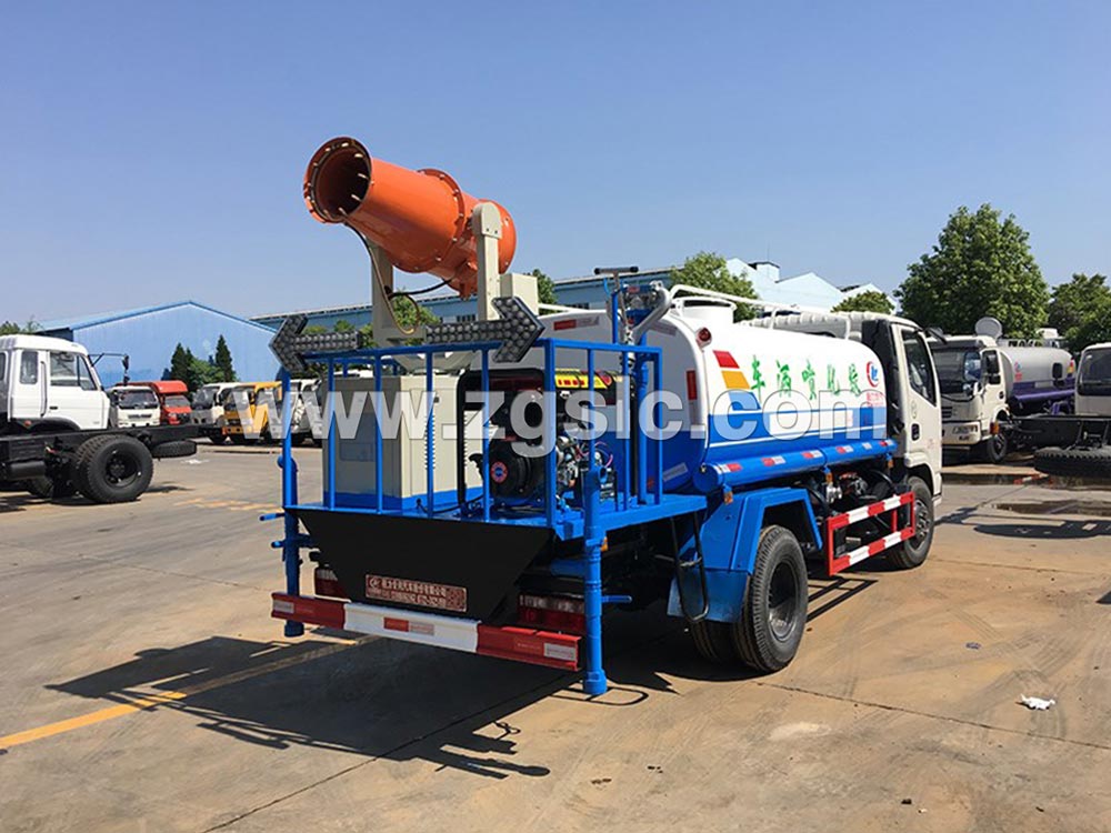 東風(fēng)小多利卡噴藥車（國五）價格