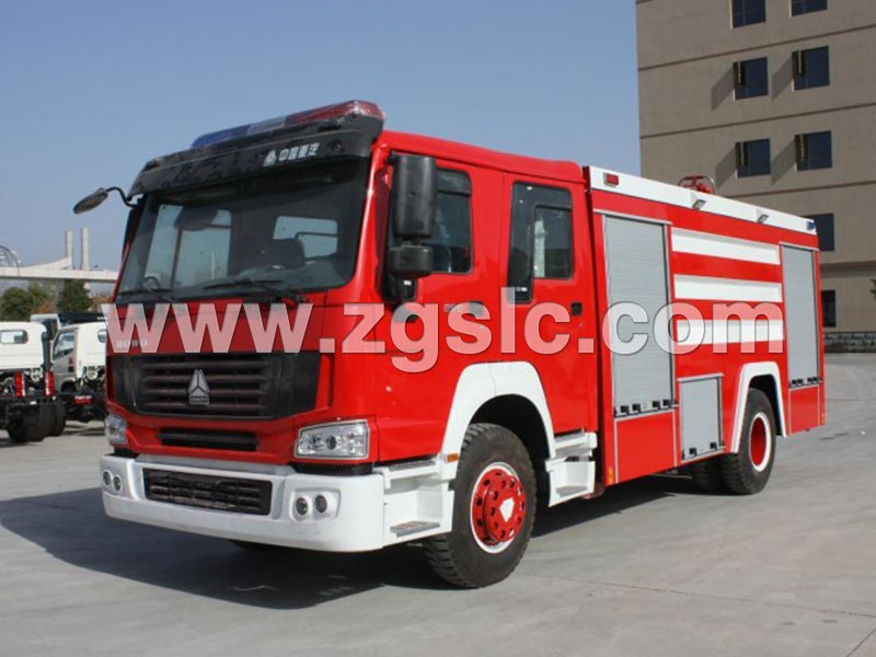 程力集團(tuán)豪沃干粉消防車(國五)