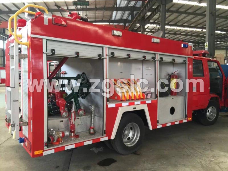 程力集團(tuán)銳鈴2噸泡沫消防車(國(guó)五)