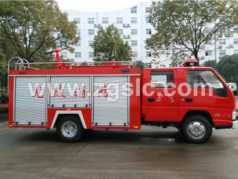 程力集團(tuán)銳鈴2噸泡沫消防車(國(guó)五)