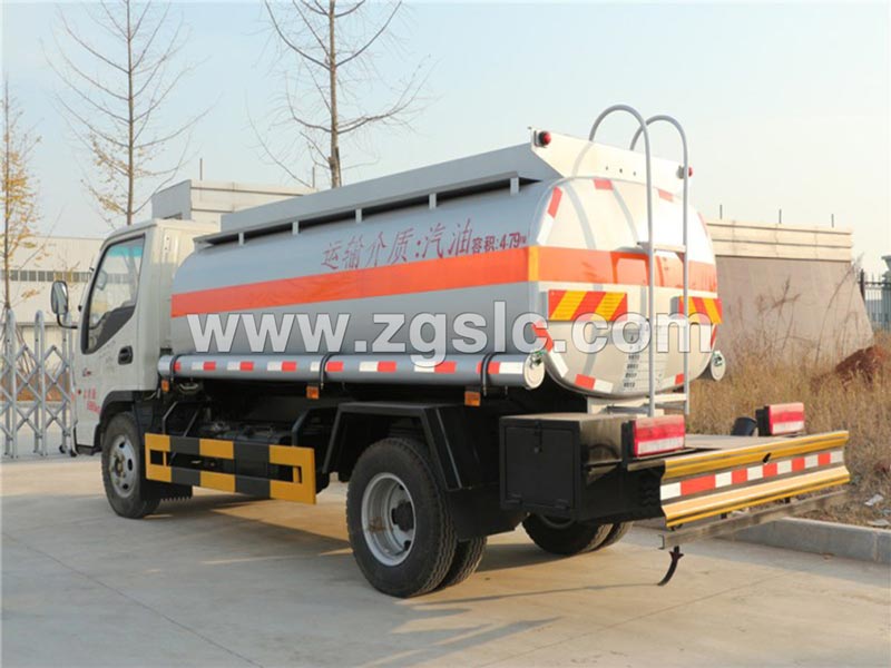 程力集團(tuán)江淮5方加油車(國五)