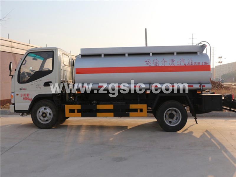 程力集團(tuán)江淮5方加油車(國五)