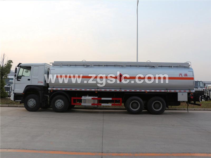 重汽前四后八30方運(yùn)油車(國五)-廠家價格