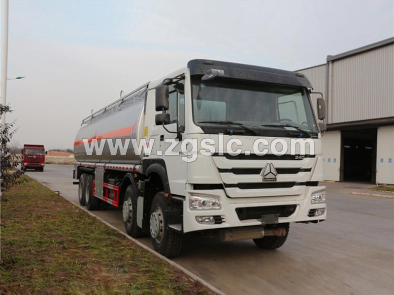 重汽前四后八30方運(yùn)油車(國五)-廠家價格