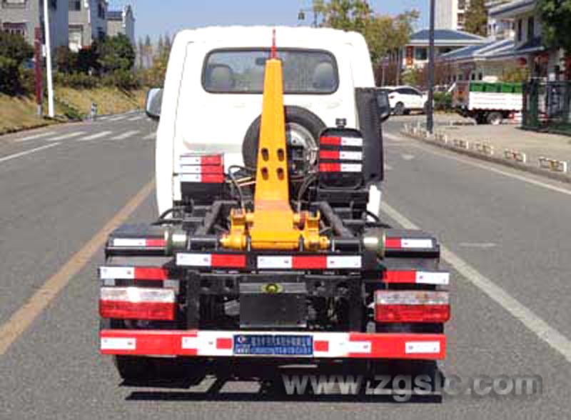 國六東風(fēng)途逸3方勾臂垃圾車_3方勾臂垃圾車圖片大全