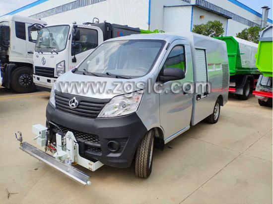 路面養(yǎng)護(hù)車多少錢
