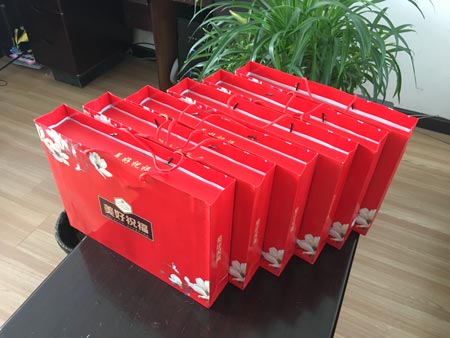 程力集團馬旭東主管為我們銷售人員準(zhǔn)備的中秋福利