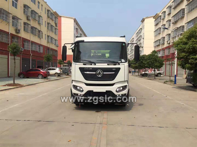 國六東風(fēng)天錦洗掃車_國六東風(fēng)天錦洗掃車軸距多大