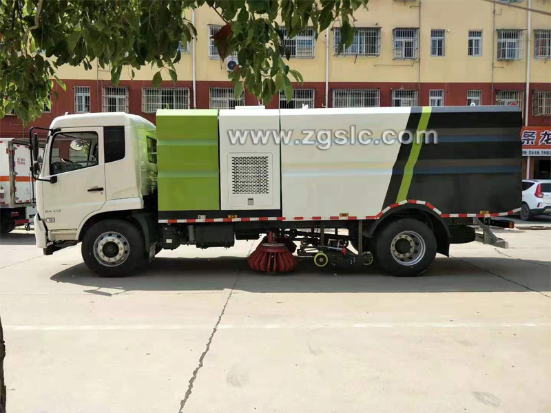 洗掃車(chē)圖片