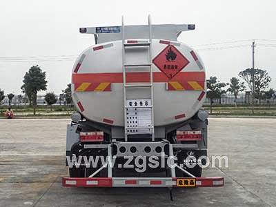 程力集團東風大多利卡8方加油車(國六)