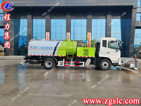 “我”給道路潔凈，悄悄帶走灰塵與污垢——天錦國六清洗車