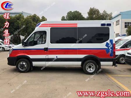 程力牌依維柯歐勝監(jiān)護(hù)型救護(hù)車，為傷員駕起生命的綠色通道